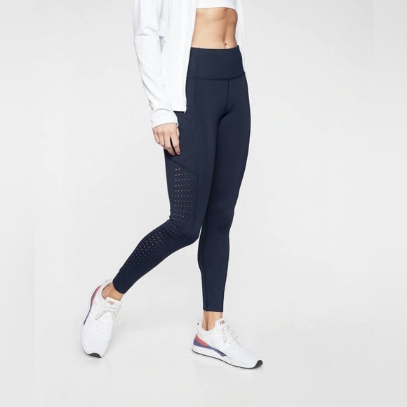 Athleta Pants - Athleta Contender Laser Cut 7/8 Tight Sz MP
